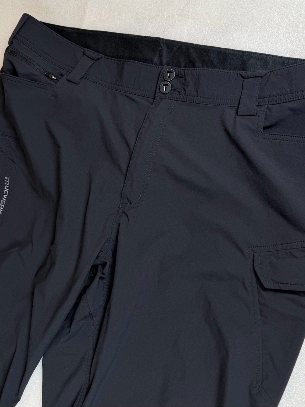 Truewerk Pants Mens 44x32 Black T1 Werkpant Stretch Cargo Workwear Tech Hiking